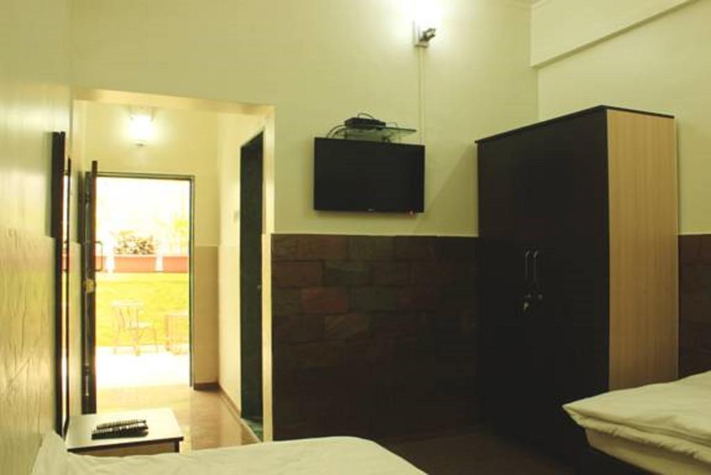 Urban Ville Hotell Pune Eksteriør bilde